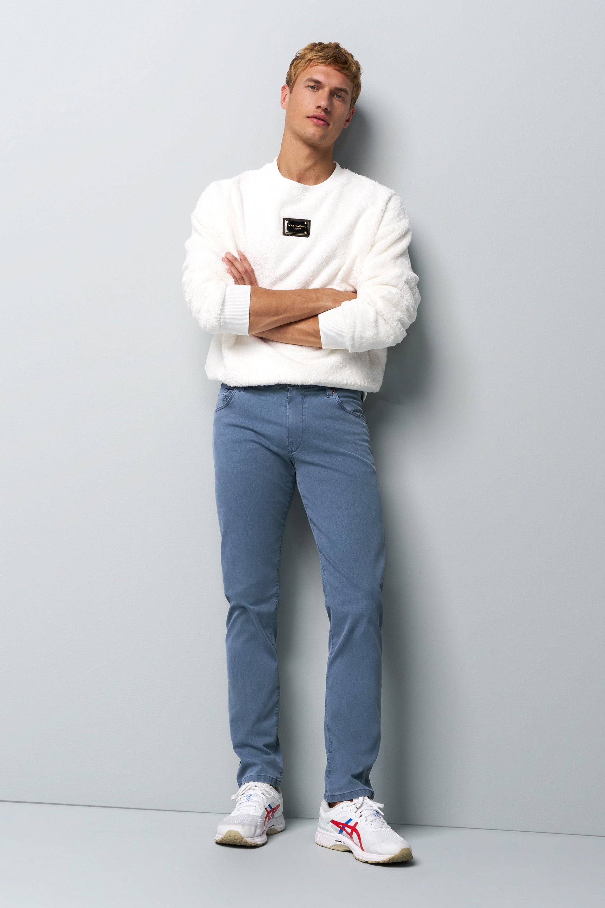 SLIM 9-6186 HIGH PERFORMANCE MICRO STRUCTURE