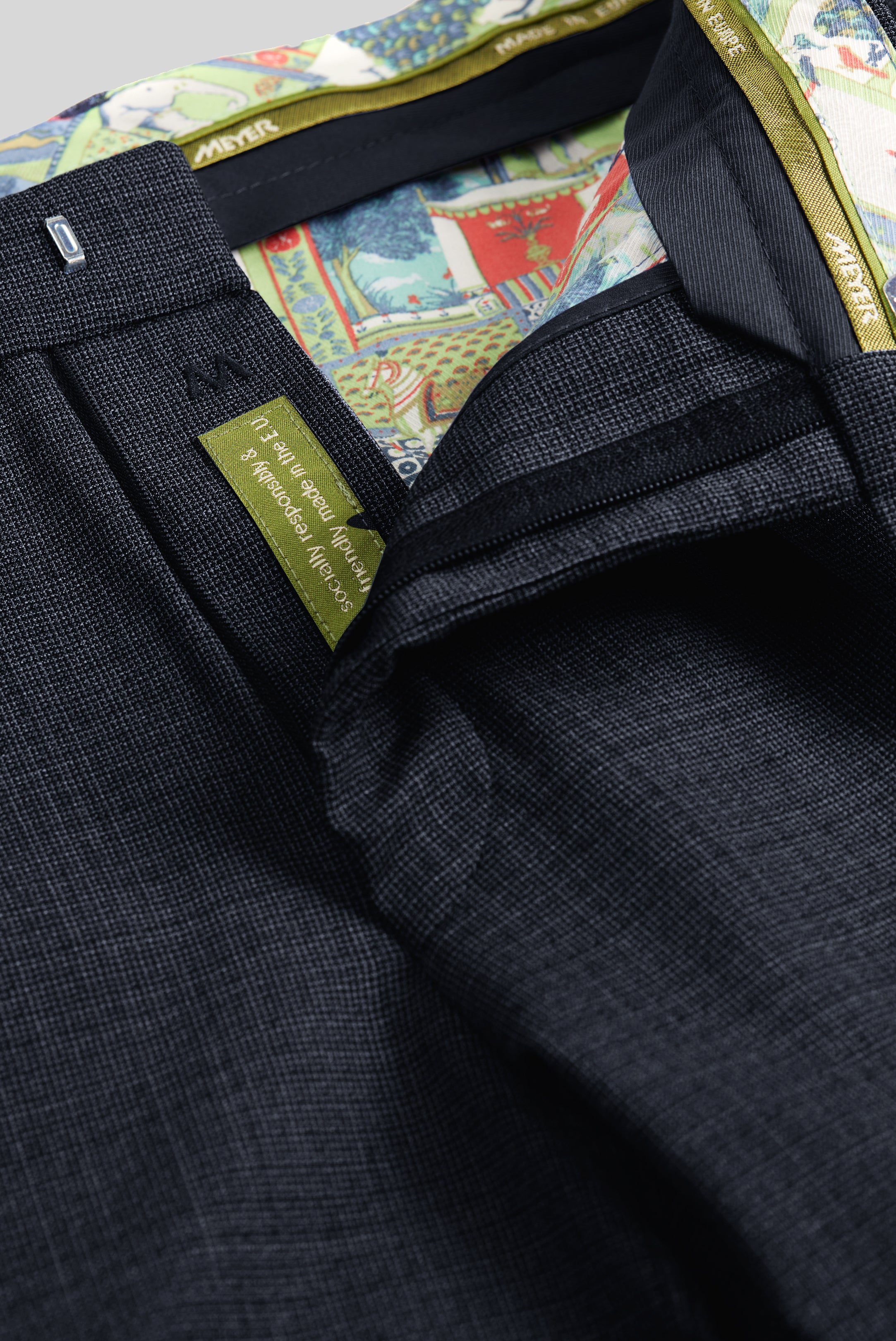 Bonn 1-2030 MICRO PATTERN